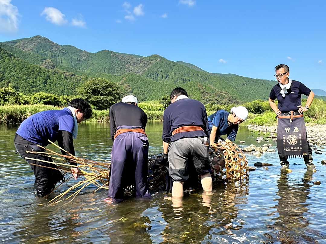 虎竹蛇籠引き上げ