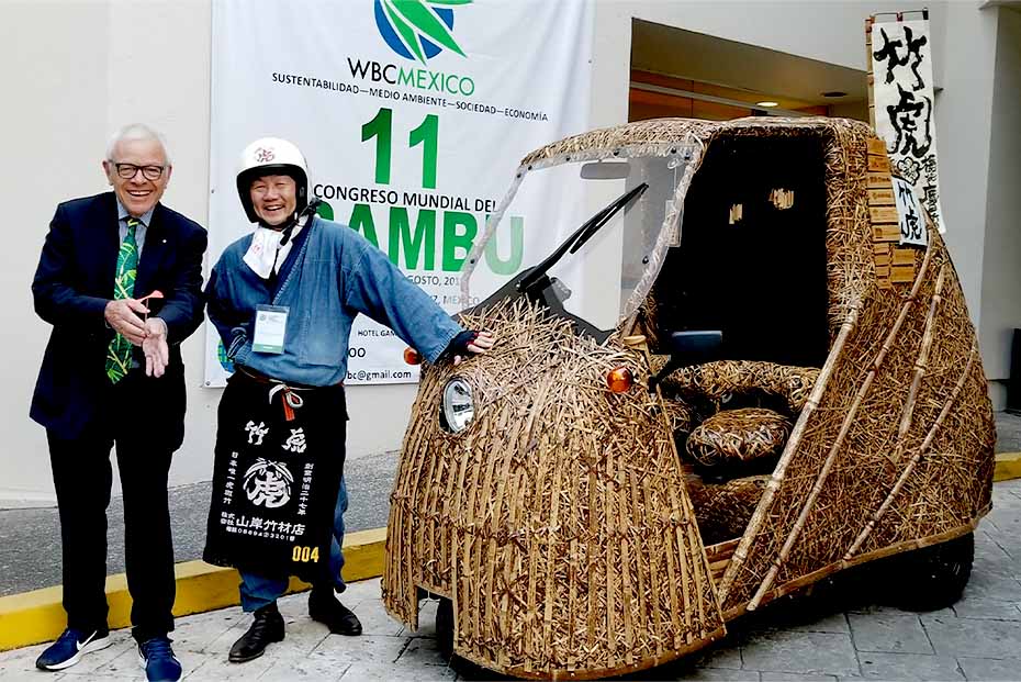 第11回世界竹会議の四代目と竹トラッカー